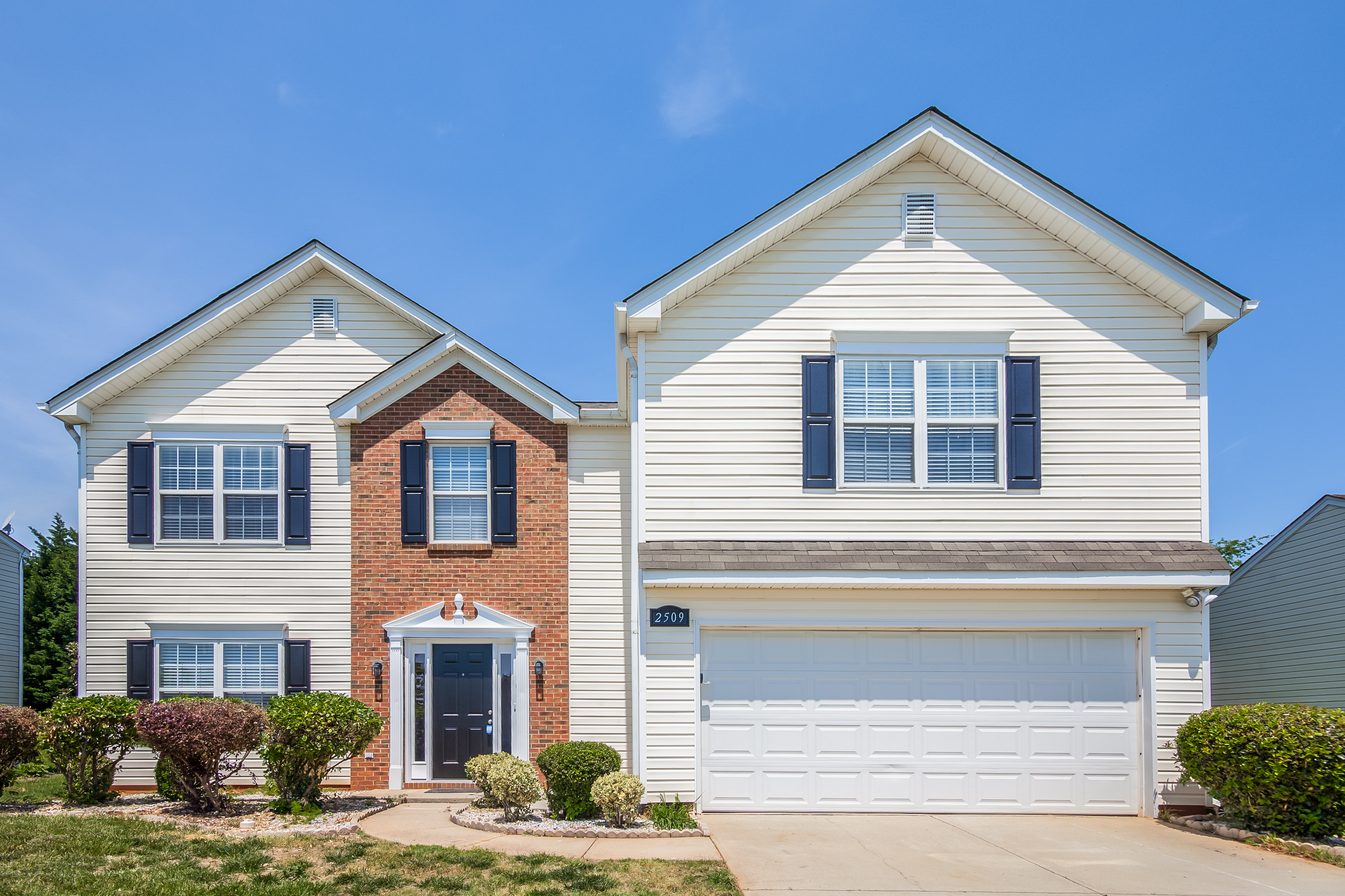 2509 Liberton Ct Charlotte, NC 28216
